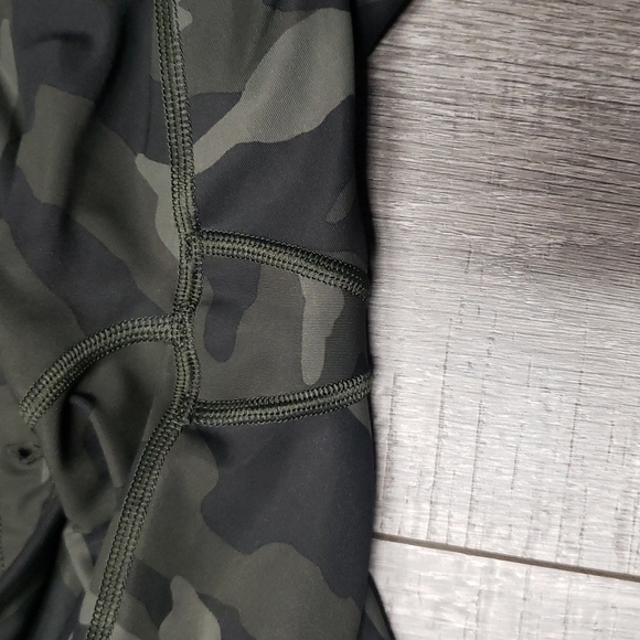Athleta camo leggings - Picture 6 of 6